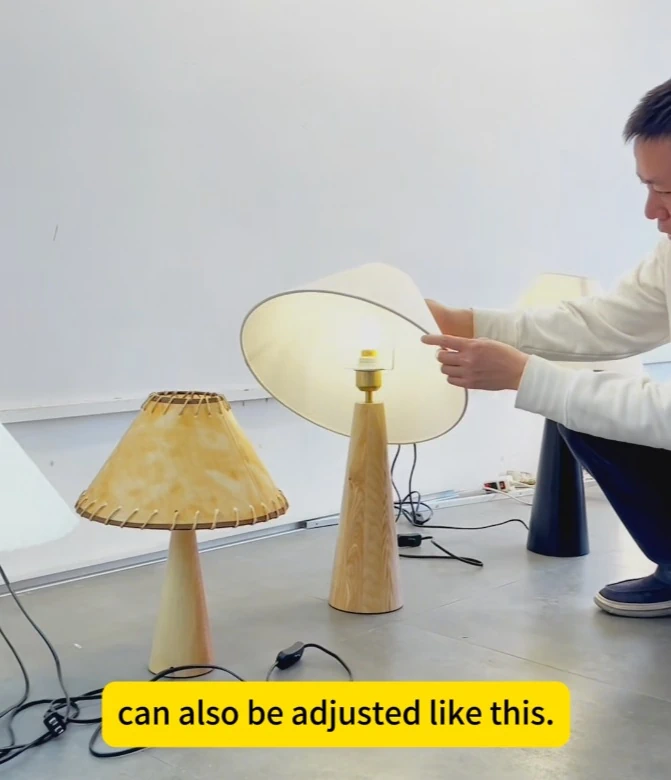 Classic wood floor lamp for bedroom