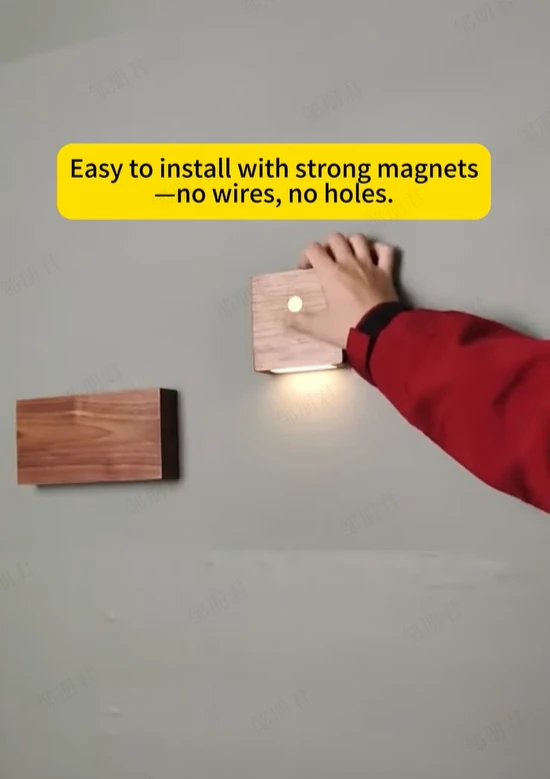 wall lamp with strong magnets